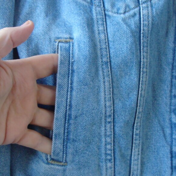 NWT Levis Original EX- Boyfriend Trucker Denim Jean Jacket Women’s Size L - Picture 12 of 16